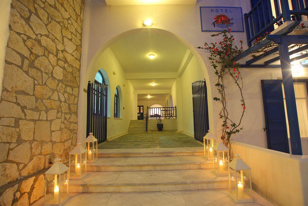 Paros Inn Logarász Kültér fotó
